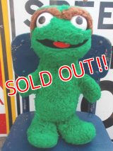 ct-120530-03 Oscar the Grouch / Applause 80's Plush doll