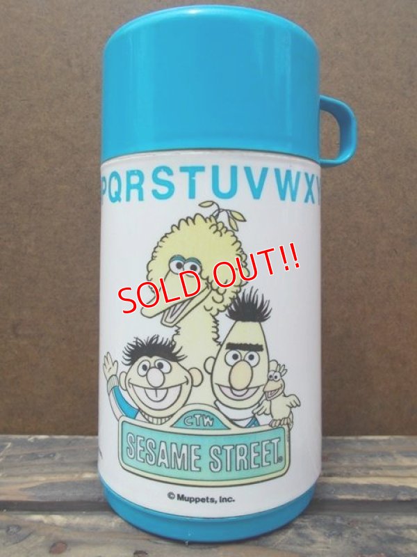 画像1: ct-110822-42 Sesame Street / Aladdin 70's-80's Thermos