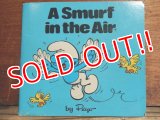 ct-120904-09 Smurf / 80's Mini Story Books "A Smurf in the Air"