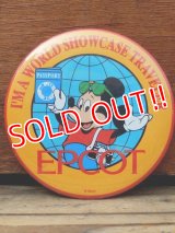 pb-909-13 Mickey Mouse / 80's EPCOT World Showcase Pinback