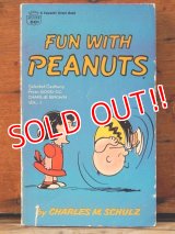 bk-1001-18 PEANUTS / 1968 Comic "FUN WITH PEANUTS"