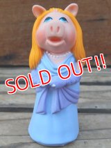 ct-131210-22 Miss Piggy / Fisher-Price 1978 stick puppets