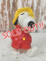 ct-140218-14 Snoopy / Schleich 80's PVC "Raincoat"