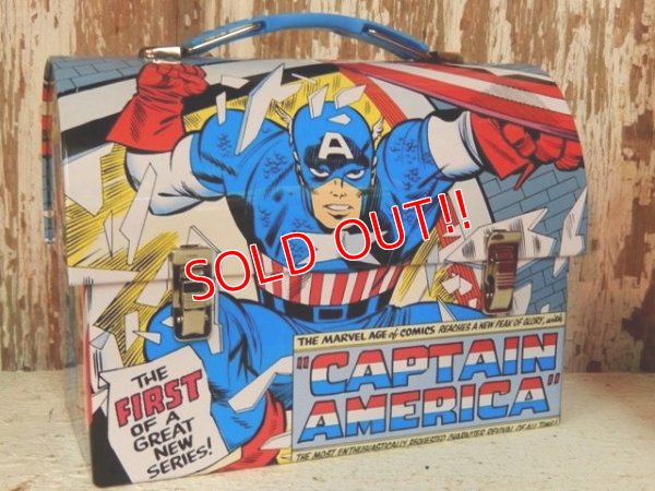 画像1: ct-140318-33 Captain America / 2010 Tin Box