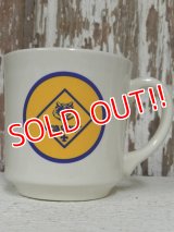 dp-140401-02 CUB SCOUTS / 80's Mug B)