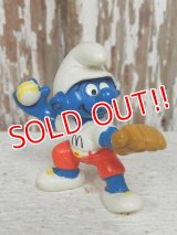 ct-140409-09 Smurf PVC / 1997 TEAM McDonald's PLAYER Smurf "Baseball Pitcher"