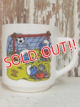 ct-140401-09 Smurf / 1990 Milk glass mug (France)