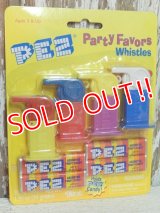 pz-130917-04 PEZ / Party Favors "Whistles"