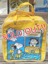 ct-140901-05 Snoopy / 70's Nylon Travel Bag