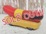 dp-140916-03 Oscar Mayer / Hot Wheels 90's Wienermobile