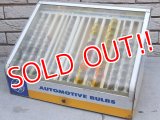 dp-141113-01 General Electric / 60's Automotive Bulbs Display Case