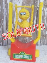 ct-150217-24 Big Bird / Tricky Trapeze Toy