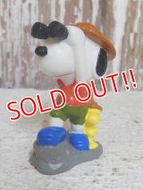 ct-150310-71 Snoopy / Whitmans 1998 PVC "Beaglescout"