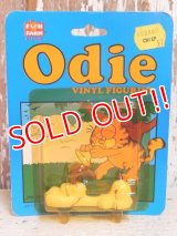 ct-150922-54 Garfield / 80's PVC Odie (B)