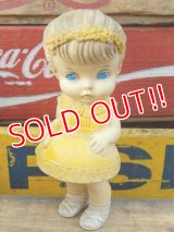 ct-151104-17 Edward Mobley / 50's Rubber Doll Girl (Yellow)