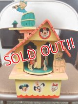 ct-151110-03 Mickey Mouse Club / Dolly Toy 50's Wall Decor Tree House Musical Box