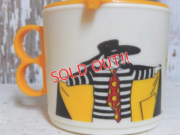 画像2: ct-151208-76 McDonald's / 1983 Plastic Mug "Hamburglar"