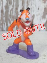 ct-160409-32 Kellogg's Tony the Tiger / 90's PVC "Snowboard"