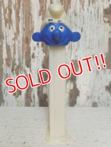 pz-130917-04 Smurf / 80's PEZ Dispenser "Thin feet White Stem"