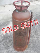 dp-171101-13 1940's Metal Fire Extinguisher