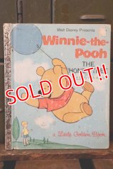 ct-180514-39 Winnie the Pooh / The Honey Tree 1960's Little Golden Book