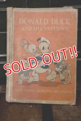 ct-160106-22 Donald Duck and His Nephews / 1960's Book