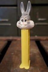 pz-160901-151 Bugs Bunny / PAT3.9 Thin Feet PEZ Dispenser