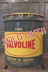 dp-180701-51 VALVOLINE / 1950's 35 Pounds Oil Can