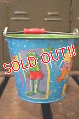 ct-180901-176 The Muppets / 1990's Tin Bucket