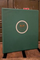 dp-180801-104 University of Delaware / 1990's Binder (B)