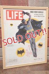 ct-200601-04 BATMAN / LIFE Magazine March 11, 1966 Cover