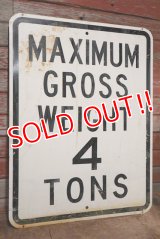 dp-201001-16 Road Sign "MAXIMUM GROSS WEIGHT 4 TONS "