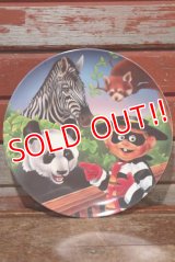 ct-201001-09 McDonald's / 1996 Collectors Plate "Hamburglar in Zoo"