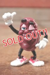 ct-201114-125 California Raisins / 1988 PVC Figure "Winking Man"