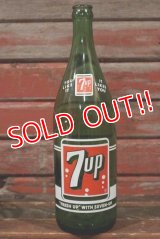 dp-210301-72 7up / 1950's 1 PINT 12 FL.OZ. Bottle