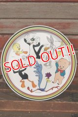 ct-210501-63 Looney Tunes / 1974 Serving Tin Tray