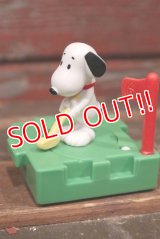 ct-210501-59 Snoopy / McDonald's 1996 Meal Toy "Golf"