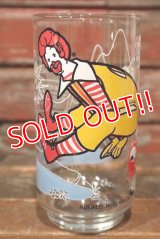 gs-210701-21 McDonald's / 1977 Action Series "Ronald McDonald" Glass