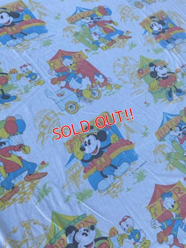 画像1: ct-210801-58 Disney / 1970's Flat Sheet (Twin size)