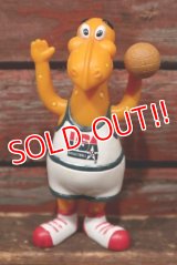 ct-211001-04 KRAFT / Cheesasaurus Rex 1992 Bendy Figure "Basketball"