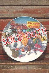 ct-211001-66 McDonald's / 2001 Collectors Plate "Happy Holidays"