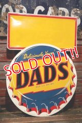 dp-220301-11 DAD'S ROOT BEER / 1950's Advertising Metal Sign