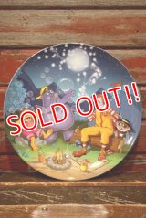 ct-220301-05 McDonald's / 2004 Collectors Plate "Camp"