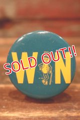 ct-220401-97 PLANTERS / MR. PEANUT Vintage Pinback "WIN"