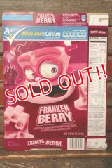 ct-220401-78 General Mills / FRANKEN BERRY 2010 Cereal Box