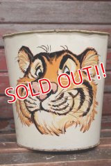 ct-220501-56 Esso Tiger / CHEINCO 1960's Tin Trash Can