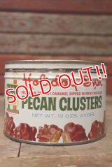 dp-220601-22 Holiday Inn / PECAN CLUSTERS Vintage Tin Can