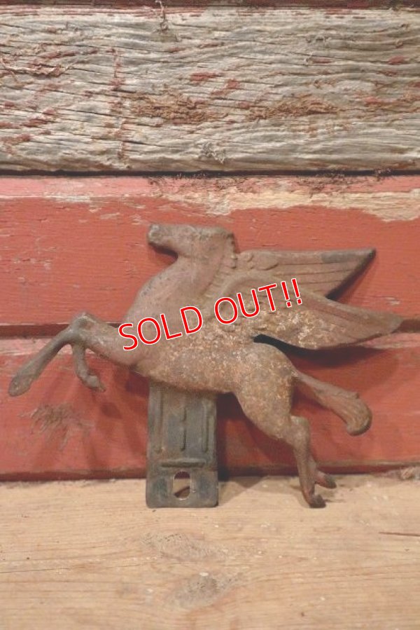 画像1: dp-220801-08 Mobil / 1940's-1950's Pegasus License Topper