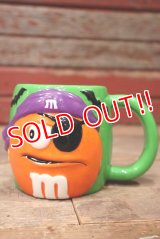 ct-220601-01 MARS / M&M's 2002 Ceramic Mug "Orange・Pirate"