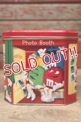 ct-220601-01 MARS / M&M's 2004 Christmas Village Series Number 18 Canister Can